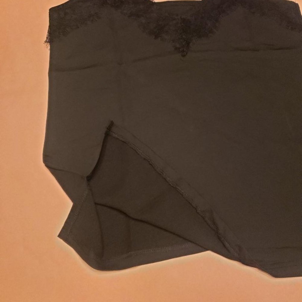 NEW Black Eyelash Lace Cami - Picture 6 of 6